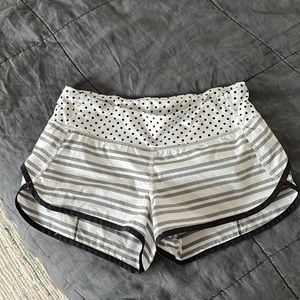 Lululemon Run: Speed Short - polka dot white black